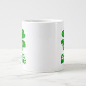 Getränke gut mit anderen St Patricks Day Jumbo Tas Jumbo-Tasse (Vorderseite)