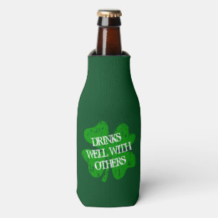 GETRÄNKE GUT MIT ANDEREN Tag St. Patricks können Flaschenkühler