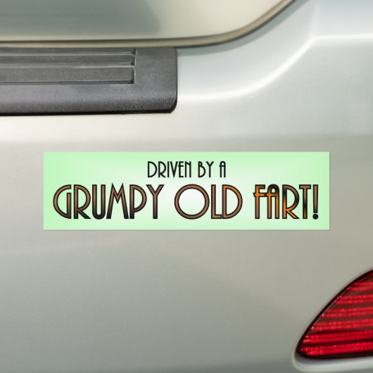 Getrieben von einem Grumpy Old Furz Autoaufkleber (Auf Auto)