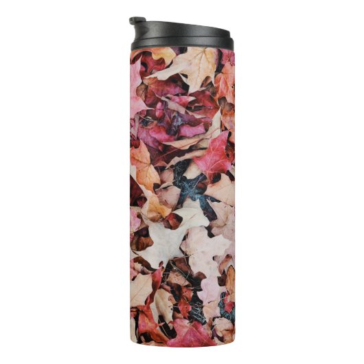 Getrocknete Blätter Thermosbecher (Nach rechts gedreht)