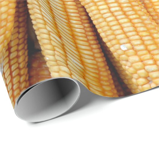 Getrockneter Mais, der gestapelt wurde. Geschenkpapier (Rolleneckpunkt)