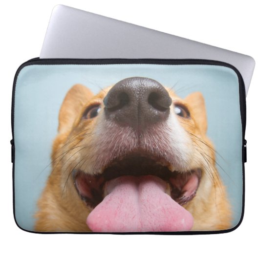 Getty Bilder| sehr glücklicher Corgi Laptopschutzhülle (Vorderseite)