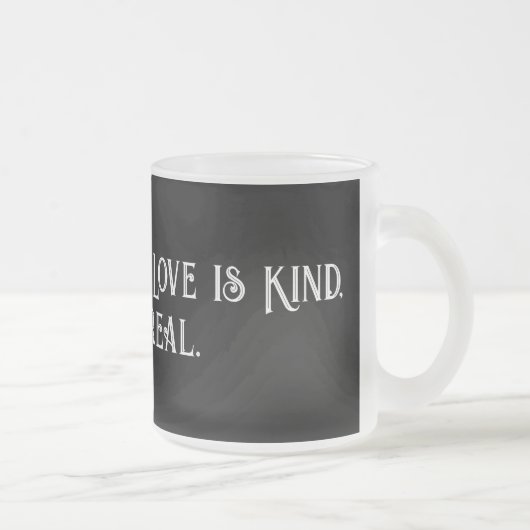 Gewalt im Inland Mattierte Tasse (Rechts)