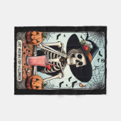 Gewartet für Halloween Skeleton-Hupen Fleecedecke (Vorderseite (Horizontal))