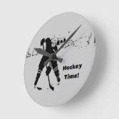 Gewartet für Puck - Hockey Player Runde Wanduhr (Winkel)