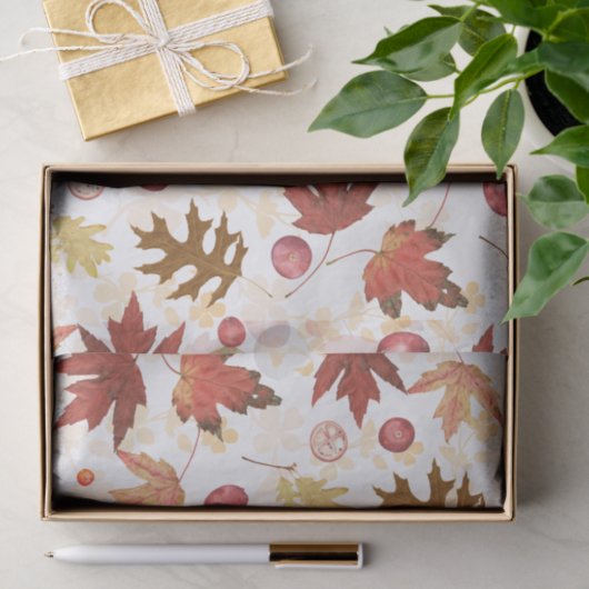 Gewebe aus Herbstleasen und Berries Seidenpapier (Geschenk)