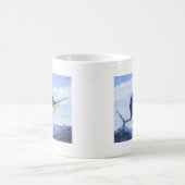 Gewinnende Grafik durch M. Howard, Grad 6 Kaffeetasse (Mittel)