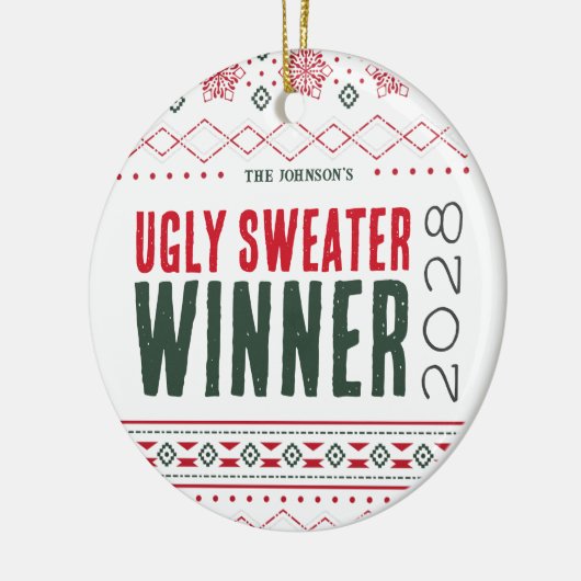 Gewinner des Ugly Sweater Contest Keramik Ornament (Links)