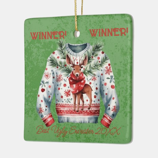 Gewinner! Gewinner! Bester Ugly Sweater von 20xx Keramikornament (Links)