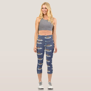 Gewitterhühner im Weltraum - Cartoon Capri Leggings