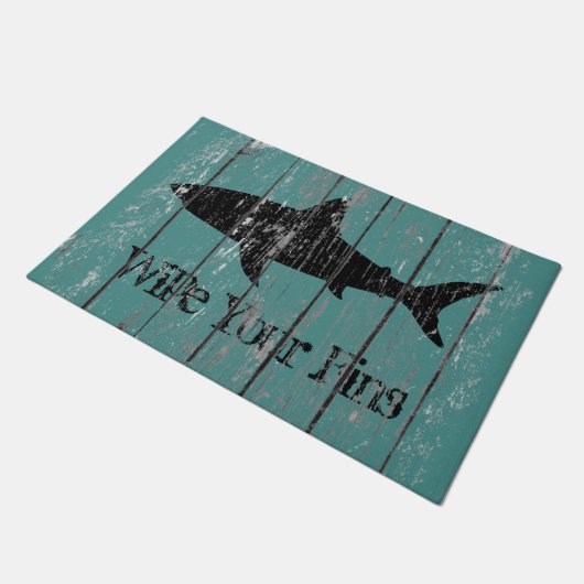 Gewitterter Hai Ihren Text Ihre Farbe Türmatte (Schrägansicht)