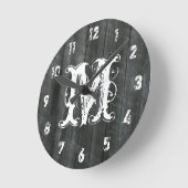 Gewogenes Stallholz, Inspiriert Monogram-Uhr Runde Wanduhr (Winkel)
