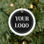 Gewohnte Hochzeit, Elegant, Geschenke zum Jahresta Keramik Ornament<br><div class="desc">Feiern Sie Ihre besonderen Momente mit unseren maßgeschneiderten Hochzeitsgeschenken und Jubiläumsgeschenken, die elegant und zeitlos gestaltet sind. Jedes Stück ist gedanklich personalisiert, um einen einzigartigen Sake zu schaffen, der die Liebe und die Erinnerungen, die Paare teilen, einfängt. Ob Sie luxuriöse Hochzeitsgeschenke, personalisierte Jubiläumsgeschenke oder handgefertigte Pfannkuchen suchen, unsere Kollektion bietet...</div>