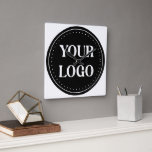 Gewohnte Hochzeit, Elegant, Geschenke zum Jahresta Quadratische Wanduhr<br><div class="desc">Feiern Sie Ihre besonderen Momente mit unseren maßgeschneiderten Hochzeitsgeschenken und Jubiläumsgeschenken, die elegant und zeitlos gestaltet sind. Jedes Stück ist gedanklich personalisiert, um einen einzigartigen Sake zu schaffen, der die Liebe und die Erinnerungen, die Paare teilen, einfängt. Ob Sie luxuriöse Hochzeitsgeschenke, personalisierte Jubiläumsgeschenke oder handgefertigte Pfannkuchen suchen, unsere Kollektion bietet...</div>