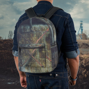 Gewohnte Industrieobjekte im städtischen Umfeld Bedruckter Rucksack