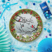 Gewohnte Vögel in schneebedeckten Nadeln Red Berri Pappteller (Party)