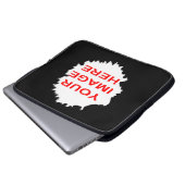 GEZACKTE LOCH-SCHABLONE LAPTOPSCHUTZHÜLLE (Vorne Knopf)