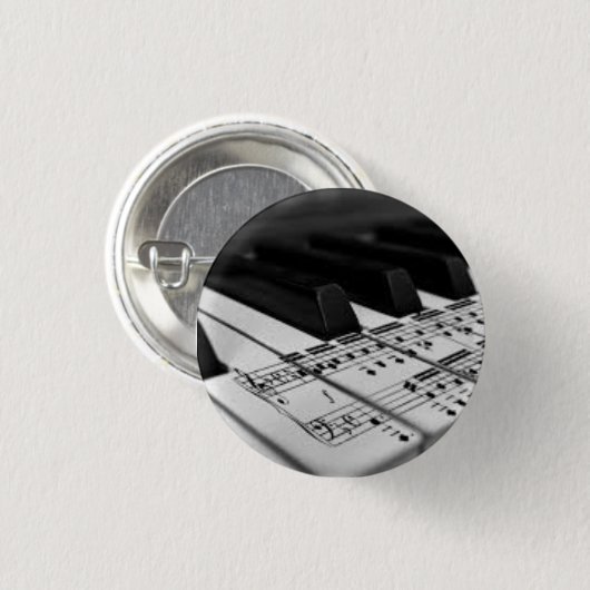 Gezählt auf dem Klavier Button (Vorne & Hinten)