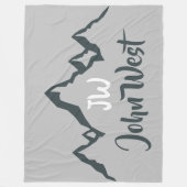 Gezeichnet Bergkette personalisierbare Monogramm Fleecedecke (Vorderseite)