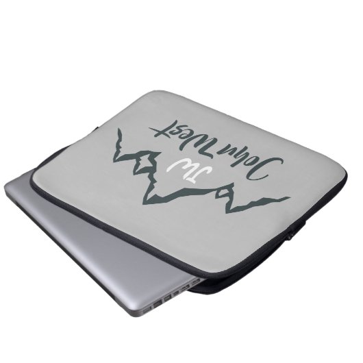 Gezeichnet Bergkette personalisierbare Monogramm Laptopschutzhülle (Vorne Knopf)