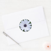 gezogene Blume Runder Aufkleber (Umschlag)