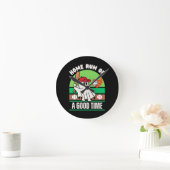 Ghost Baseball Player Halloween Runde Wanduhr (Zuhause)