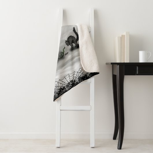 Ghost, Bat und Katze, glücklich Halloween! Sherpadecke (Beispiel)