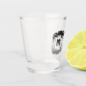 Ghost Crab Silhouette Casting a Shadow Monogram Schnapsglas (Links)