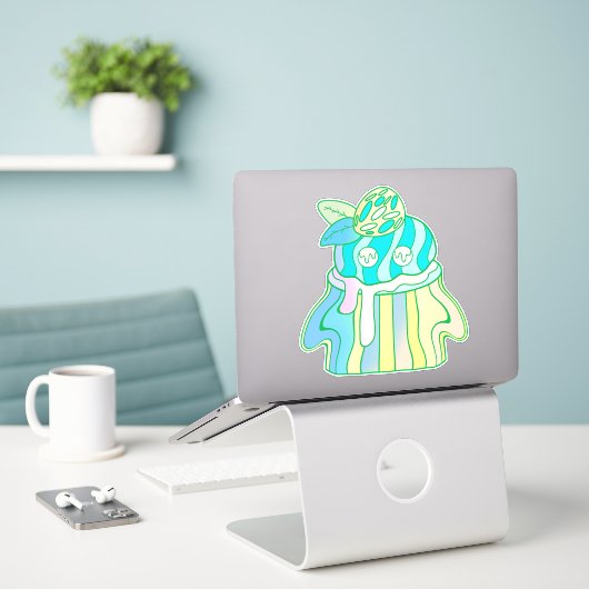 Ghost Cupcake Aufkleber (Laptop auf Schreibtisch)