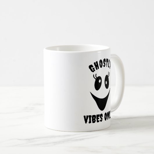 Ghost Face Ghostly Vibes Only Custom Halloween Kaffeetasse (VorderseiteRechts)