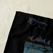 Ghost Girl in Blue – Haunting Surreal Art Strandtuch (Beispiel)