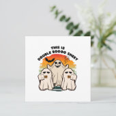 Ghost Halloween Costume Funny Boo Einladung (Stehend Vorderseite)