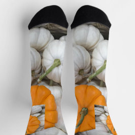 Ghost Pumpkins mit einer sneakfarbenen Orange Socken