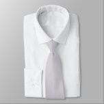 Ghost White Gray Moderne Solid Farbe Krawatte<br><div class="desc">Neck Tie Business Anzug und lässiges Bekleidungsartikel-Accessoire mit Ghost White Gray Modern 21st Century Solid Color Design by TheFabricSeal Print on Demand Shop unter Zazzle.com #ZazzleMade https://www.zazzle.com/store/thefabricseal Mit den Initialen F S für unser Shop Siegel auf der unteren Rückseite, die Sie einfach mit verschiedenen Buchstaben und Farben personalisieren oder löschen...</div>
