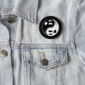 Ghost Yin Yang Black und White Button (Beispiel)