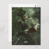 Ghosted Frau mit Icy Book Postkarte (Vorne/Hinten)