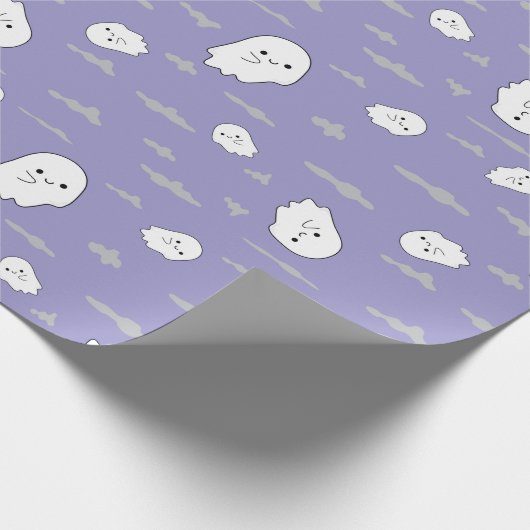 Ghosts and Clouds Pastell Lila Halloween-Geschenke Geschenkpapier (Ecke)