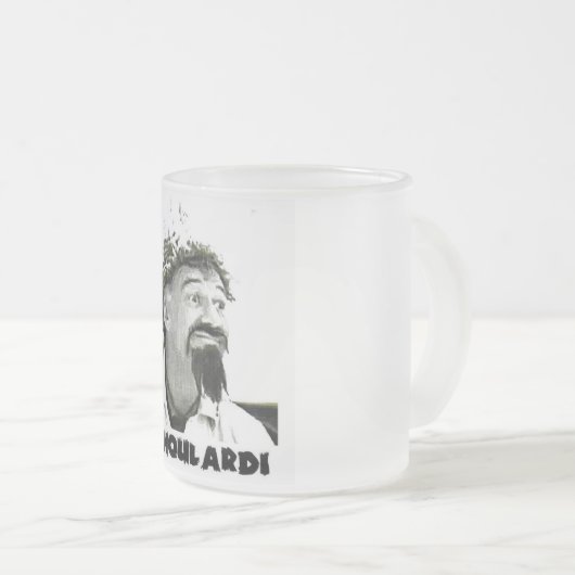 Ghoulardi (cool es 1) mattierte 10 Unze. GlasTasse Mattglastasse (VorderseiteRechts)
