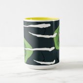 Ghoulishly Fun Zombie Bevor... gekratzt Tasse (Zentrum)