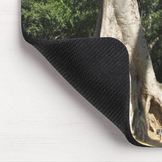 Giant Banyan Tree ... Ta Prohm Temple, Kambodscha Mousepad (Ecke)