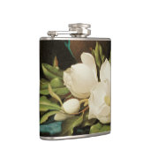 Giant Magnolias auf einem blauen Samttuch von MJ H Flachmann (Rechts)