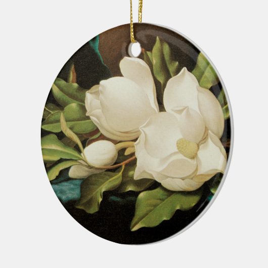 Giant Magnolias auf einem blauen Samttuch von MJ H Keramikornament (Links)