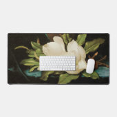 Giant Magnolias auf einem blauen Samttuch von MJ H Schreibtischunterlage (Tastatur & Maus)