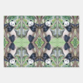 Giant Panda in einem Baumhüpfpapier Geschenkpapier Set (Vorderseite)