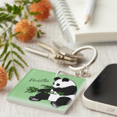Giant Panda isst Bamboo Schlüsselanhänger (Vorderseite rechts)