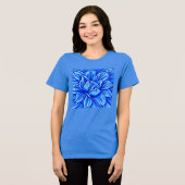 Giant Peony Blume Muster in Indigo Blue Tri-Blend Shirt (Vorderseite voll)