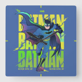 Gib Batman nie auf, der mit Grafik läuft Quadratische Wanduhr (Vorderseite)