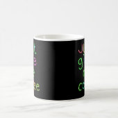 Gib mir einfach Kaffee Kaffeetasse (Mittel)