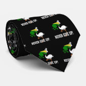 Gib nie Froschvogel auf Krawatte (Gerollt)