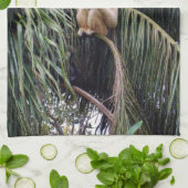 Gibbon Monkey, der nur herumhing, Geschirrtuch (Gefaltet)